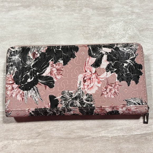 NWOT Guess Halley Floral 3 Bag/Wallet Set - Picture 10 of 10
